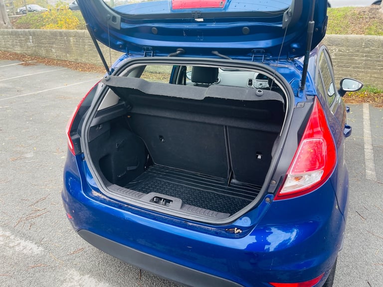 Ford FIESTA Zetec 2013, Manual 1.0L, full service history, £20 tax, px or swaps welcome, 5 doors