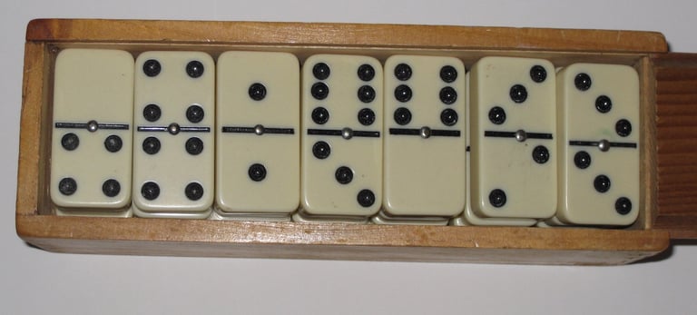 image for Vintage Double Six Dominoes in Dovetail Wooden Box