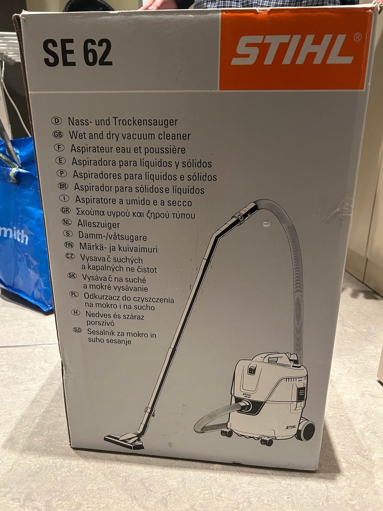 Stihl SE62 Wet and Dry Vacuum Cleaner dust extractor - used / good condition