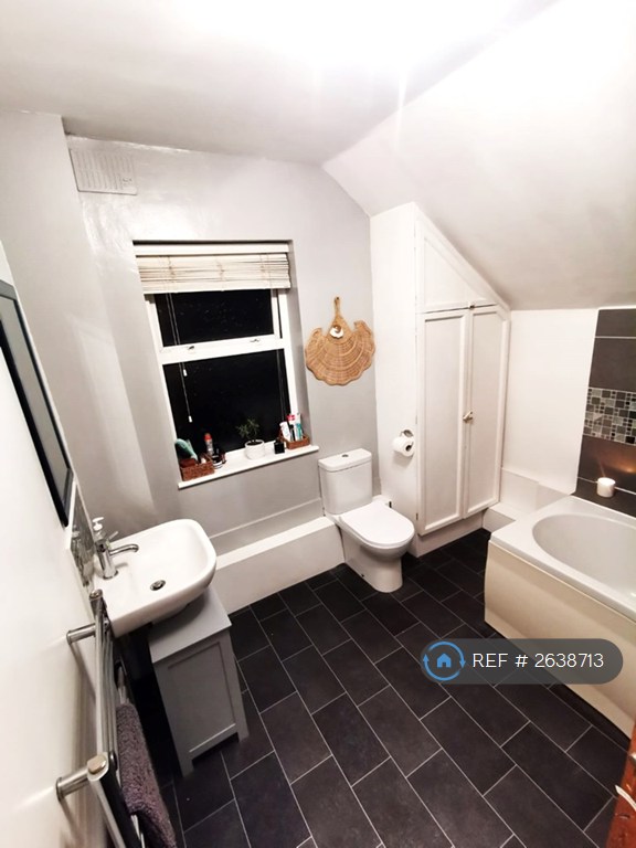 2 bedroom house in Shaftesbury Avenue, Folkestone, CT19 (2 bed) (#2638713)