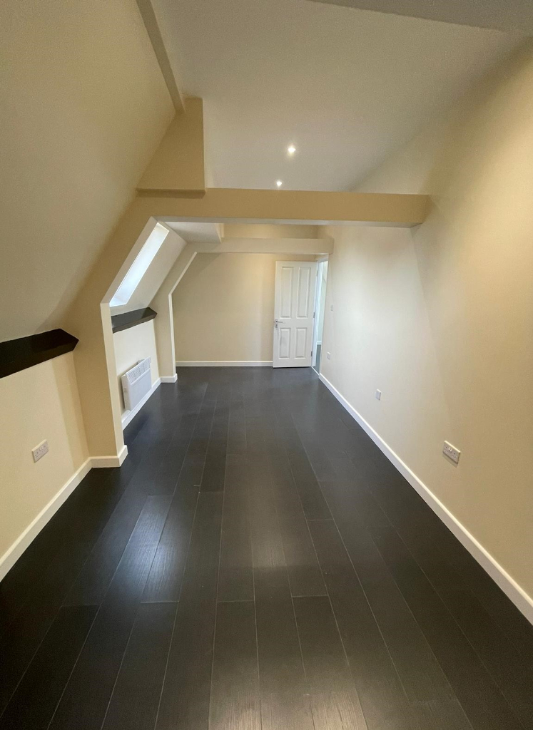 2 Bedroom Apartment Flat available near High Tube Station EN5 in London Gumtree