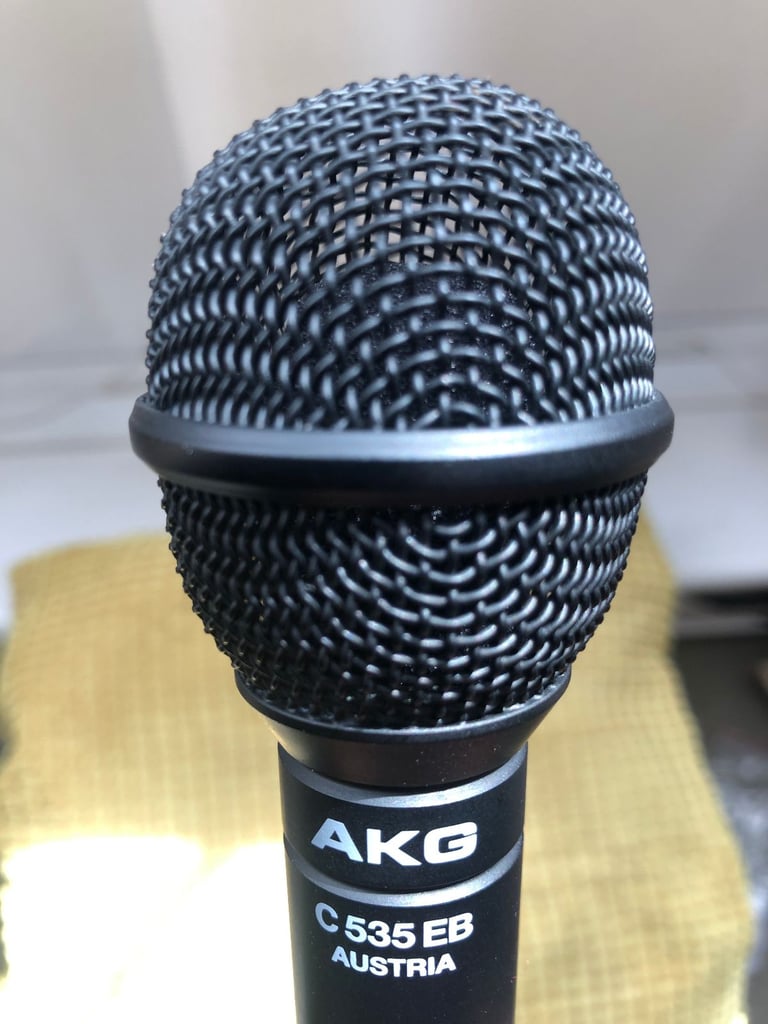 AKG C535 EB condenser microphone