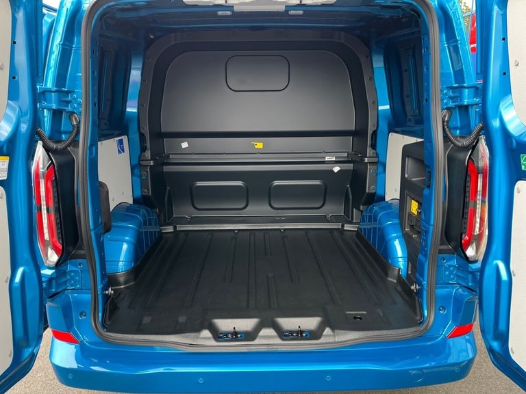 2025 Ford Transit Custom E-Transit Custom Limited DCiV 320 L1 65kWh 100kw 136 RWD 1 Speed Automat...
