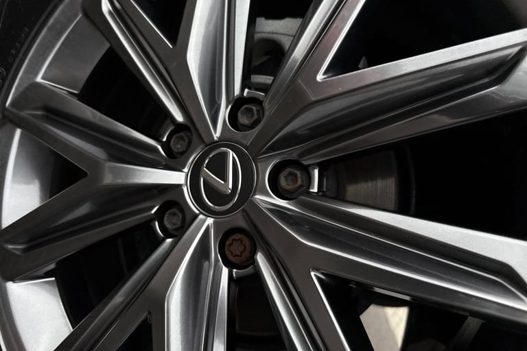 2024 Lexus LBX 1.5 VVT-iE Takumi SUV 5dr Petrol Hybrid E-CVT Euro 6 (s/s) (136 ps) SUV PETROL/ELE...
