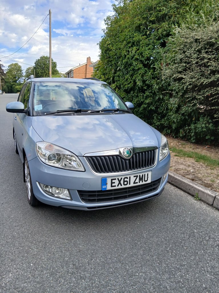 2011 skoda fabia estate 20 rd tax 1250