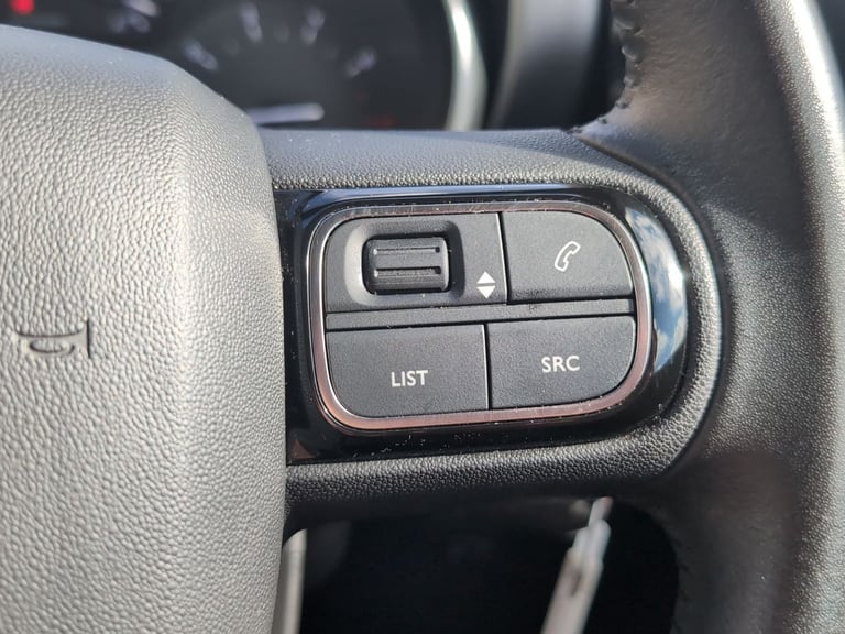 2023 Citroen C3 Aircross 1.2 PureTech 110 Shine 5dr Hatchback PETROL Manual
