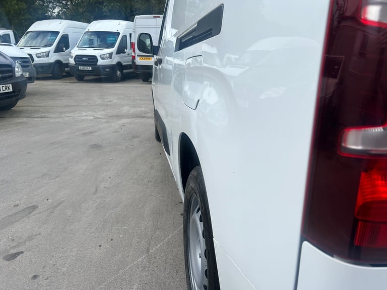 2022 Vauxhall Combo 2300 1.5 Turbo D 100ps H1 Sportive Van [6 Speed] PANEL VAN Diesel Manual