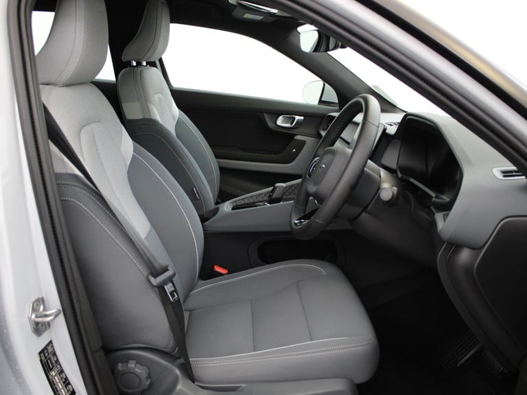 2021 Polestar Polestar 2 165kW 64kWh Standard Range Single motor 5dr Auto Saloon ELECTRIC Automatic