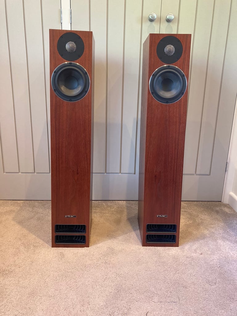 Pmc 5.23 speakers (feet/spikes pic 7)