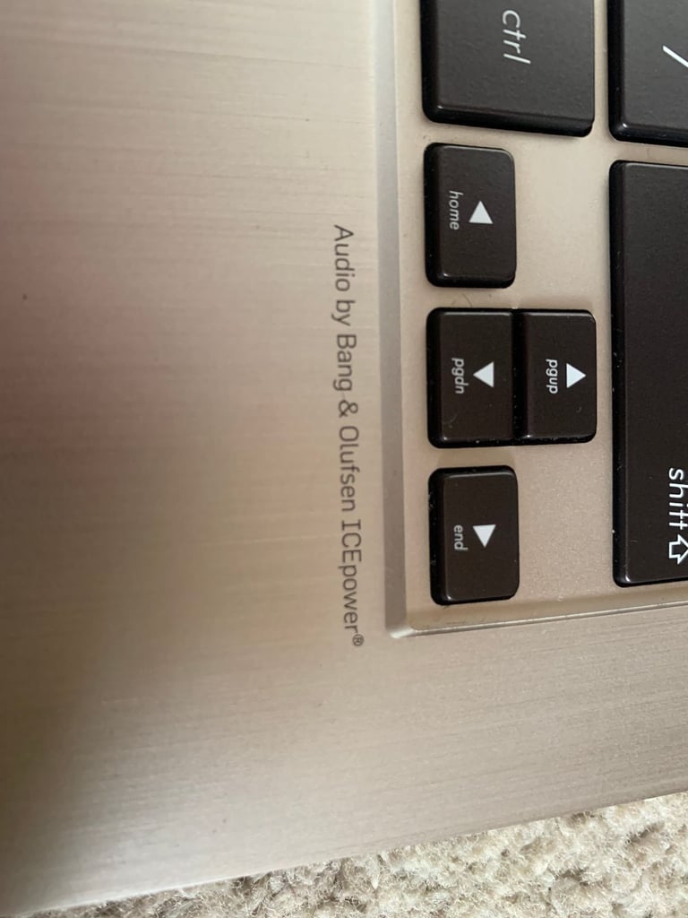 ASUS Zenbook UX31A core i7 Notebook PC