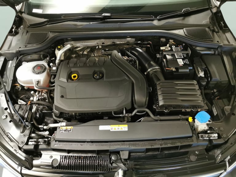 2023 Volkswagen Golf 1.5 eTSI MHEV Life Hatchback 5dr Petrol Hybrid DSG Euro 6 (s/s) (150 ps) -  ...
