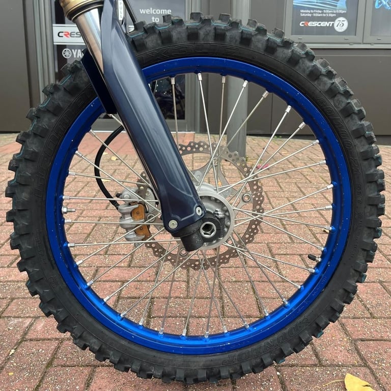 YAMAHA YZ450F / YZF450 2025 - LOW HOURS - IMMACULATE EXAMPLE - CRESCENT SUPPLIED