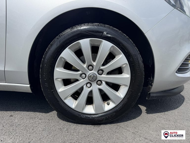 2017 Vauxhall Zafira Tourer 1.6 CDTi ecoFLEX Design MPV 5dr Diesel Manual Euro 6 (s/s) (134 ps) M...