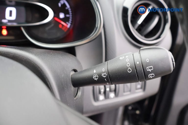 2019 Renault Clio 0.9 TCE 90 Iconic 5dr Hatchback Petrol Manual