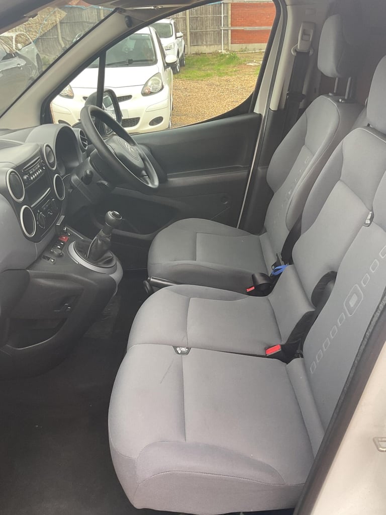 2015 Citroen Berlingo 1.6 HDi 750 LX L2 6dr PANEL VAN Diesel Manual
