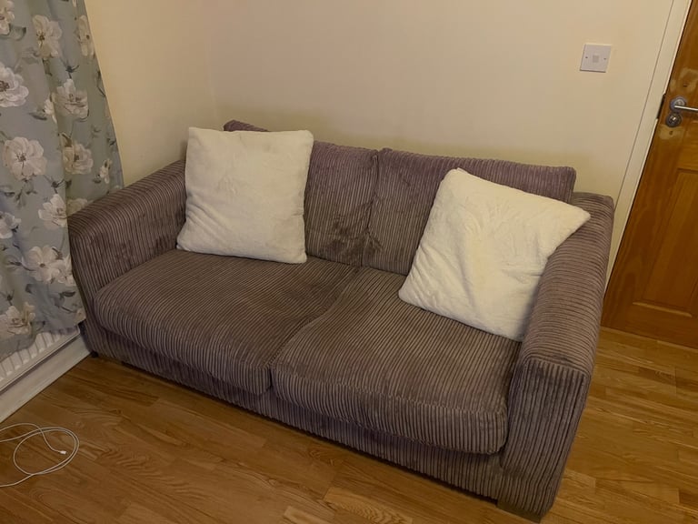 image for Comfy Spacious Sofa