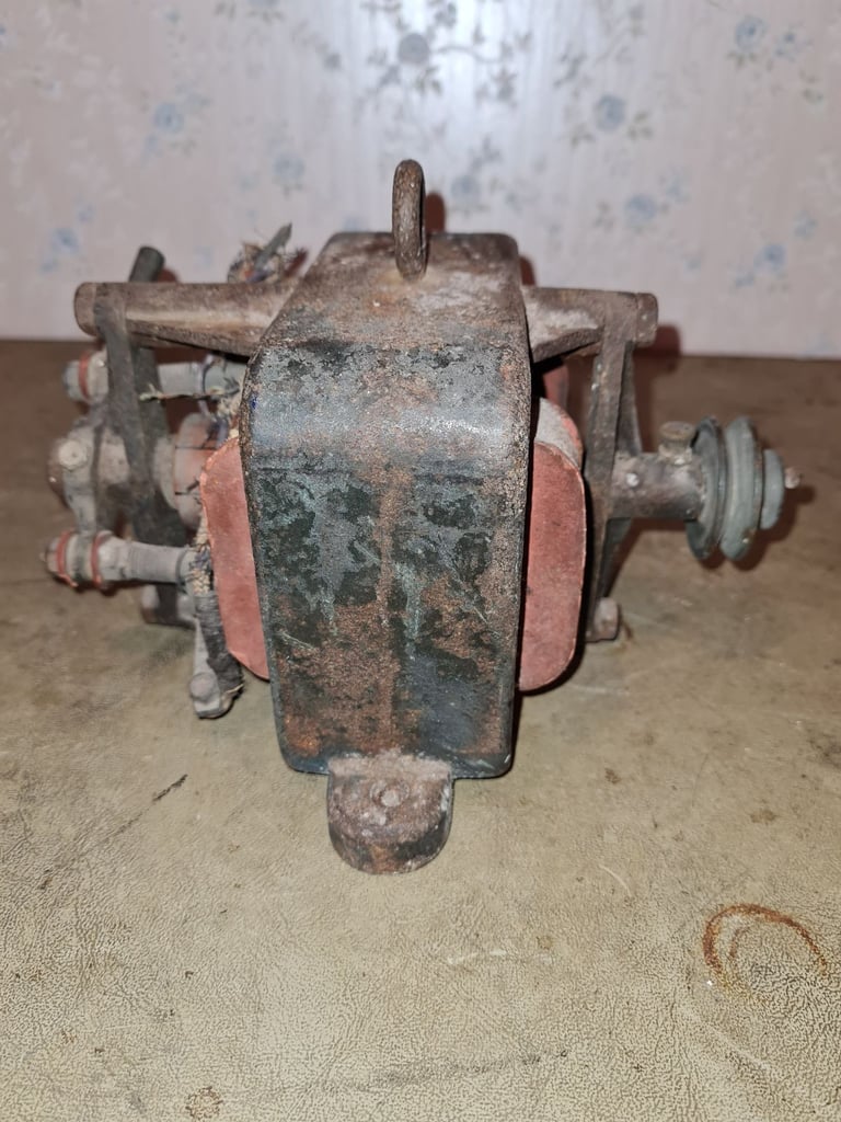 image for Vintage motor / dynamo