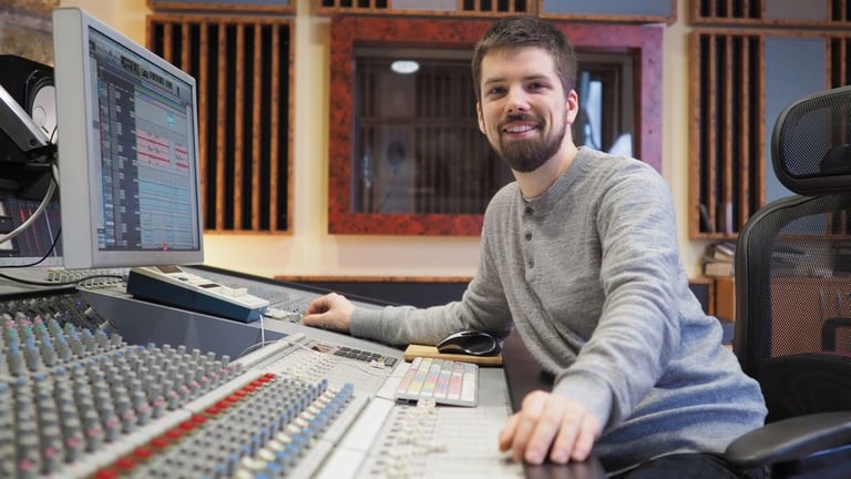 Professional Mastering Engineer | Online Mastering Studio