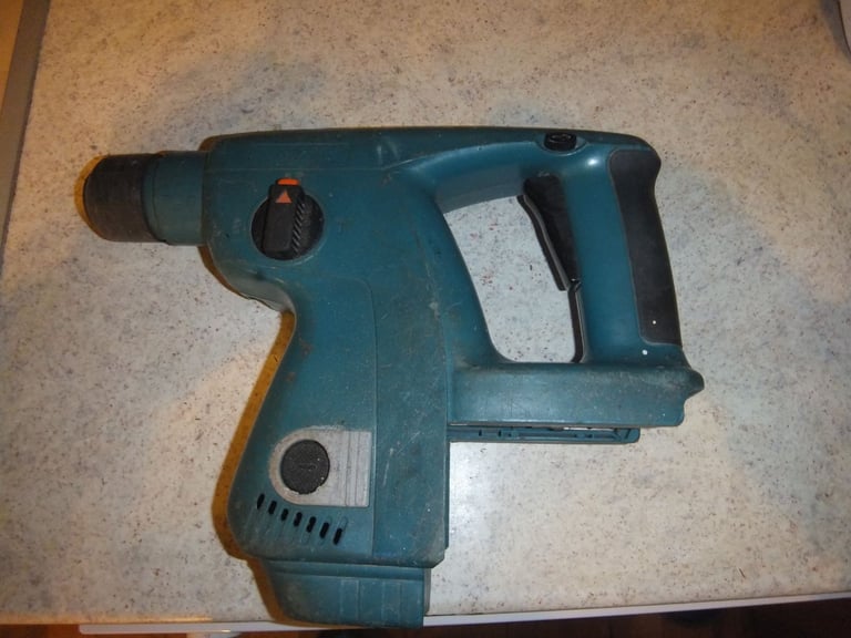 image for Working MAKITA BHR200 24V Ni-Mh ROTARY HAMMER DRILL BARE UNIT TOOL ONLY