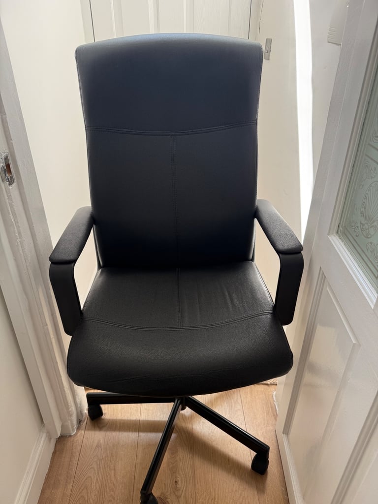 image for Comfy Adjustable Black Desk Chair from B13