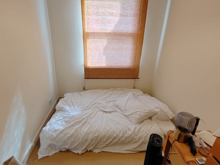 Second floor 2 bedroom flat to rent in highly desirable area of West Hampstead, NW2