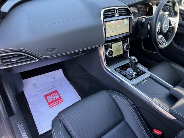 2019 Jaguar XE 2.0d R-Dynamic SE 4dr Auto SALOON Diesel Automatic