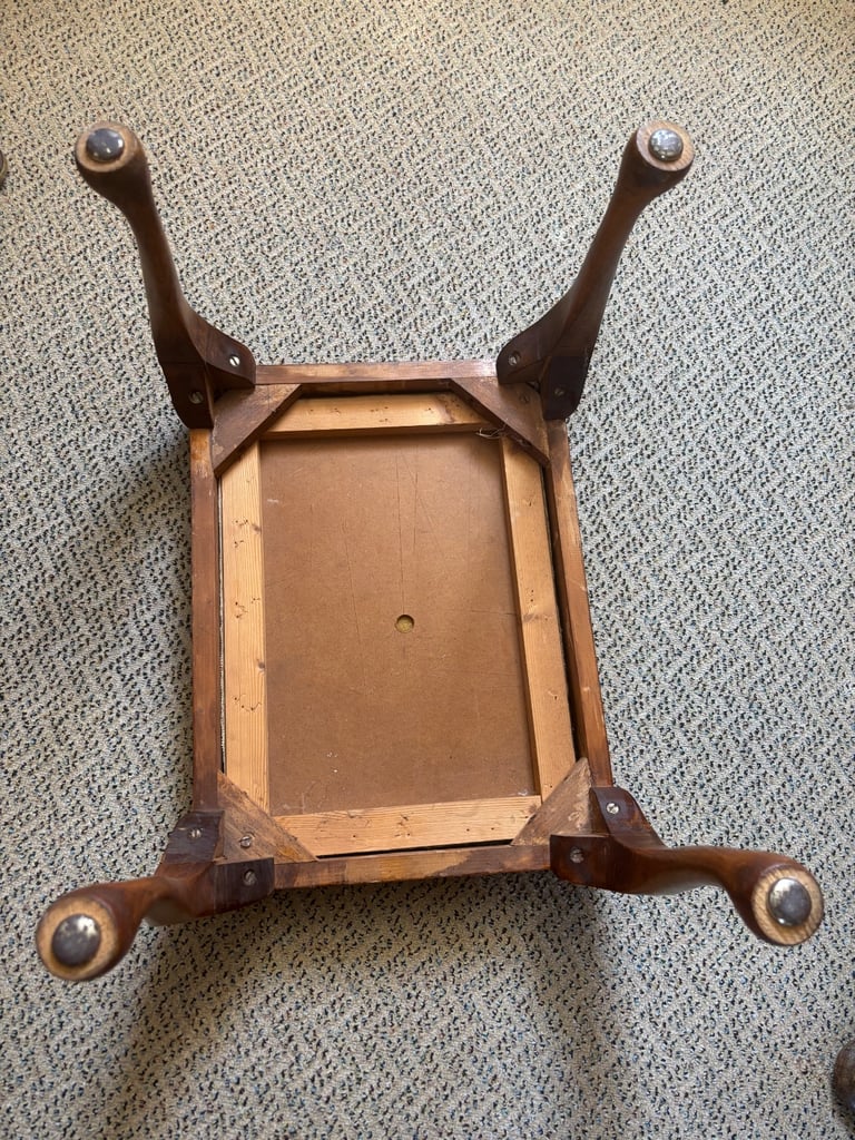 Foot stool 