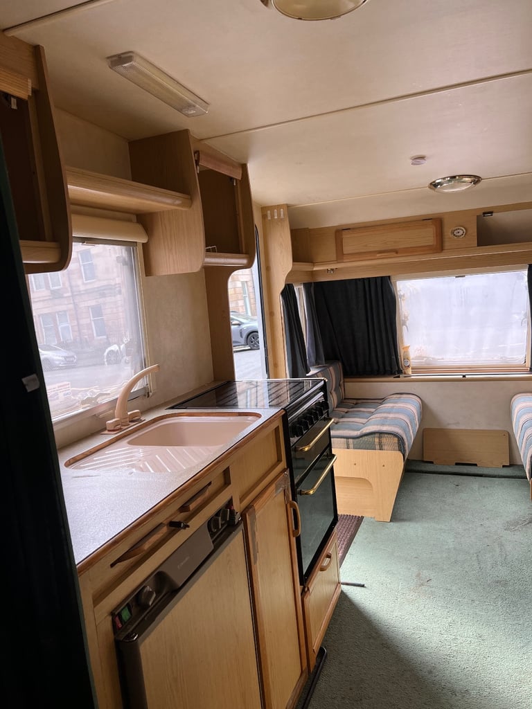 Elddis 2003