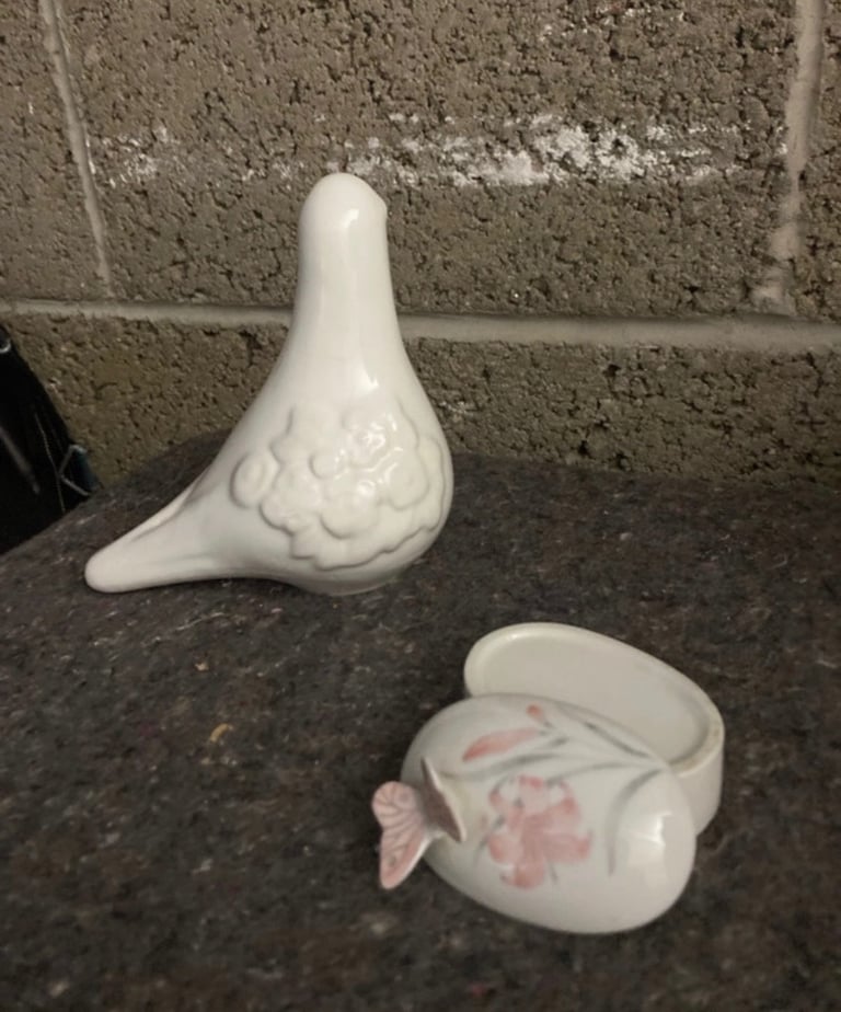 Decoration set white bird ornament and butterfly jewellery box keepsake 