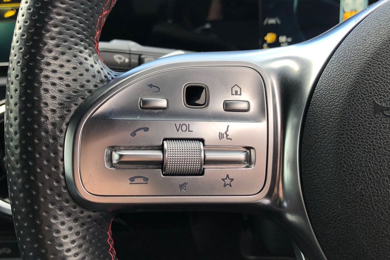 2019 Mercedes-Benz A-Class A180d AMG Line 5dr Auto Hatchback DIESEL Automatic