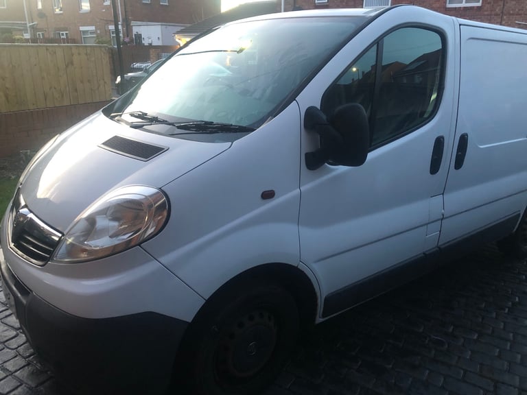 Vauxhall vivaro 2011