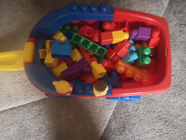 Mega Bricks