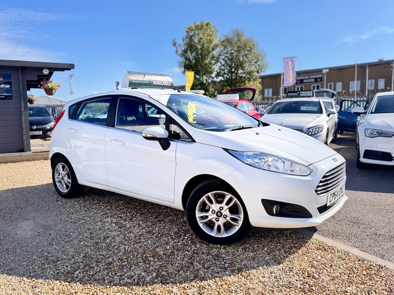 image for 2014 Ford Fiesta 1.25 82 Zetec 5dr HATCHBACK Petrol Manual