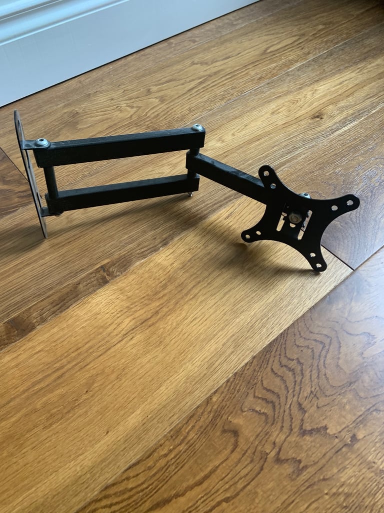 Wall mount for TV or computer monitor 