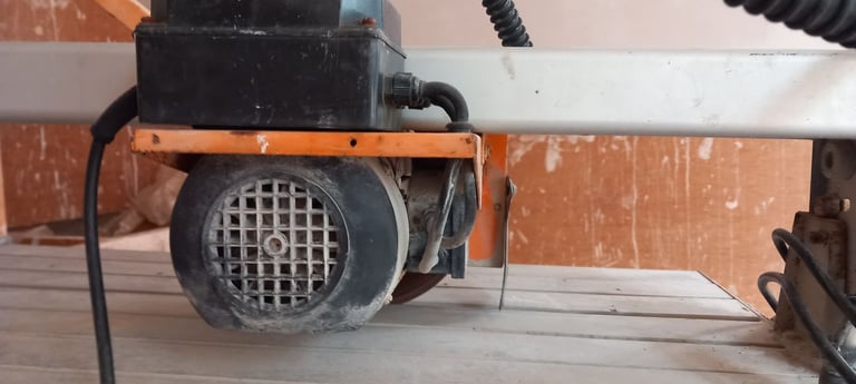 image for Tile Cutter