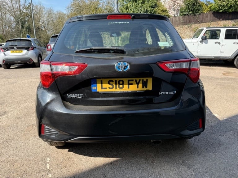 Toyota Yaris 1.5 Hybrid Icon Tech 5dr CVT -NAV - PARKING SENSORS - REAR CAMERA