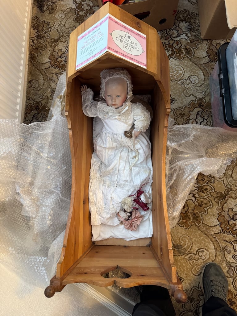 Victorian dolls cradle 