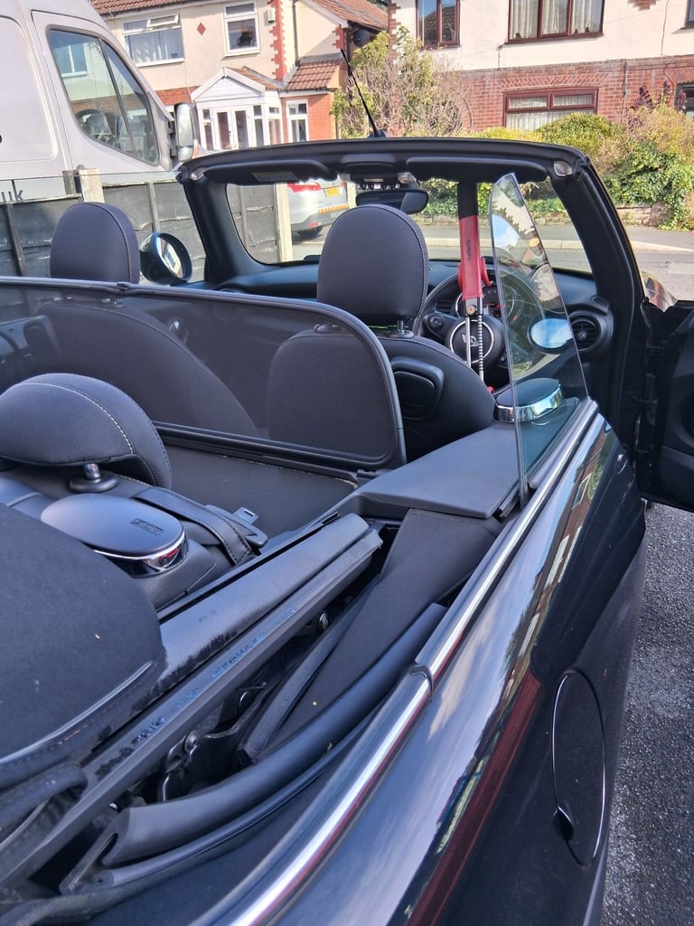 Mini Cooper wind deflector