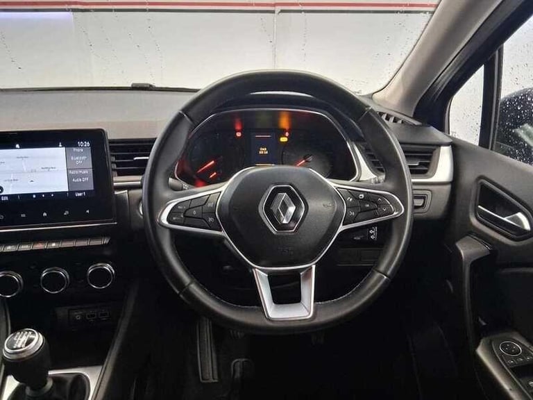2022 Renault Captur 1.3 TCe Iconic SUV 5dr HATCHBACK Petrol Manual
