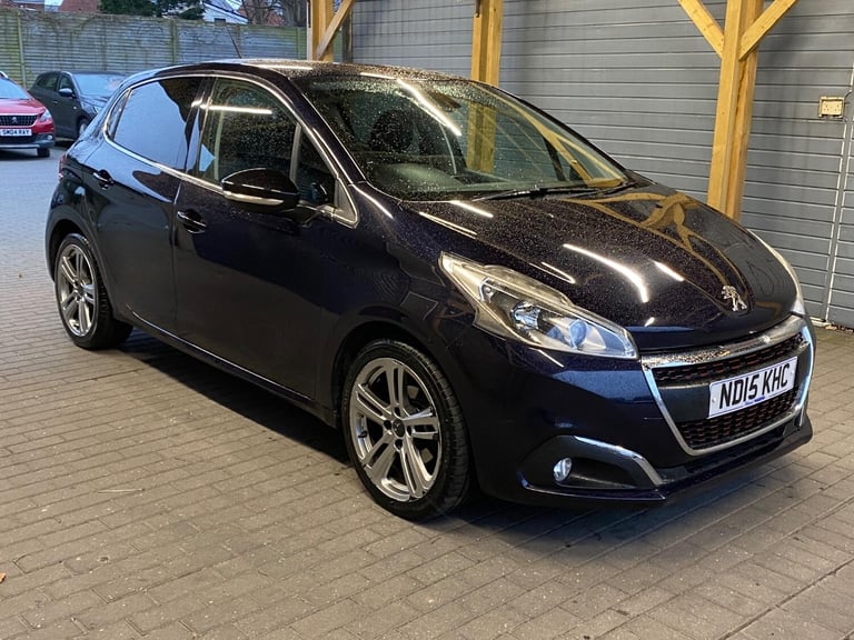 PEUGEOT 208 1.2 PureTech GT Line 2015