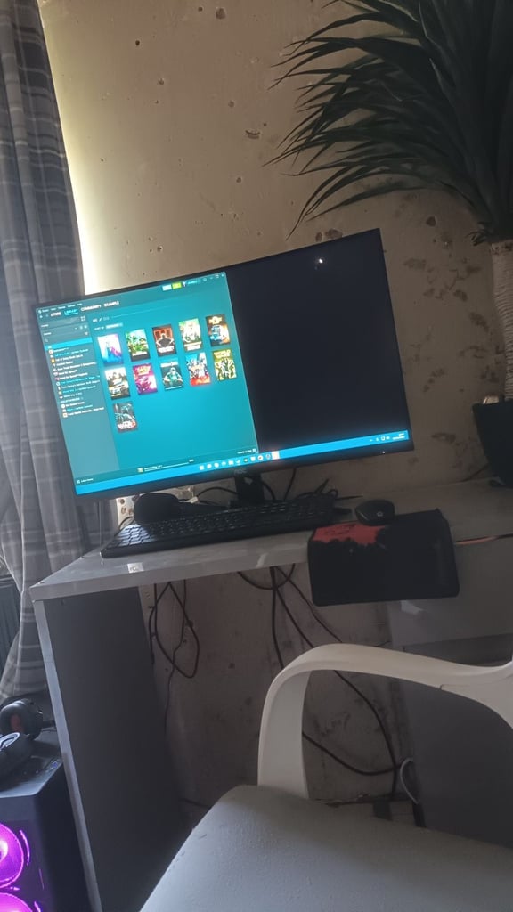 Aoc 32inch 240GHz gaming monitor