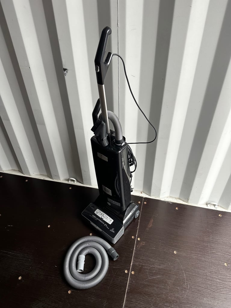 Sebo 91540GB Automatic Pet Epower Upright Vacuum Cleaner Black And Silver