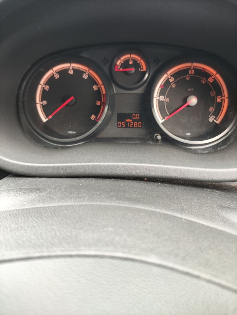 Vauxhall Corsa's (Long MOTS) ULEZ & CAZ Compliant