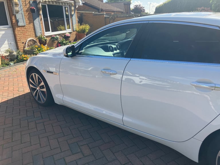 Jaguar, XJ, Saloon, 2013, Other, 2995 (cc), 4 doors