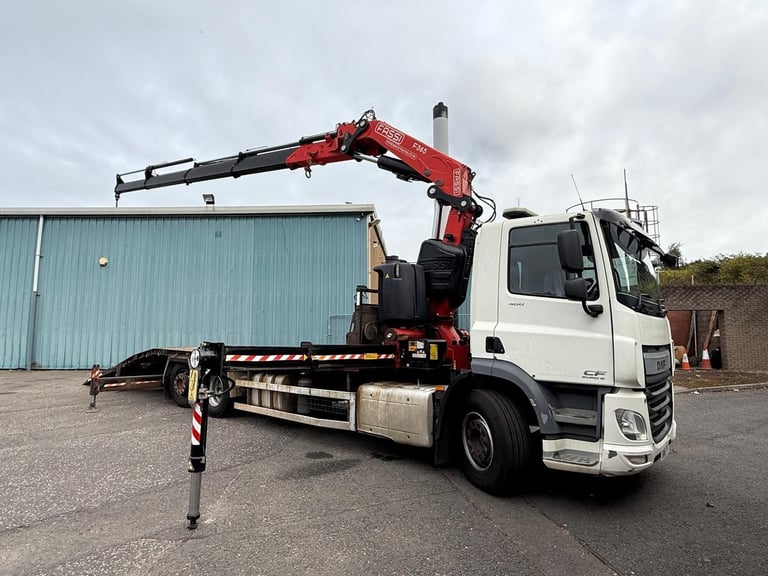 image for 2016 DAF CF 410 FAN 26TONNE CHEESEWEDGE BEAVERTAIL PLANT CRANE