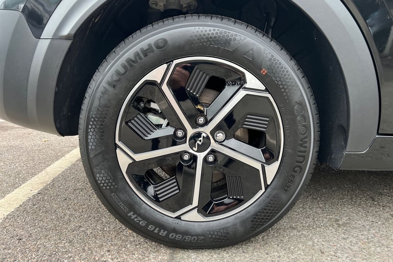 2025 Kia Niro 1.6 GDi 168 PHEV 2 5dr DCT Estate Petrol Parallel PHEV Automatic