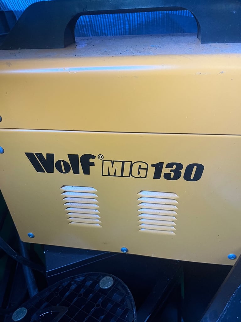 Wolf mig welder 