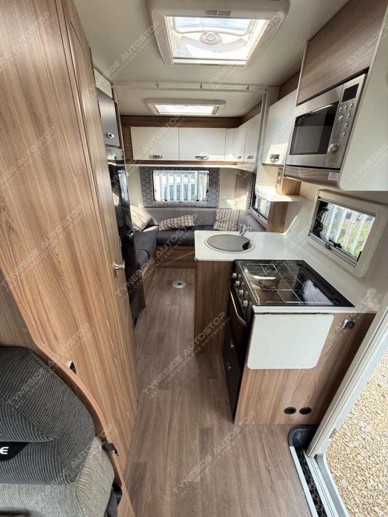 2017 17 FIAT DUCATO SWIFT ESCAPE 685 6 BERTH MOTORHOME DIESEL