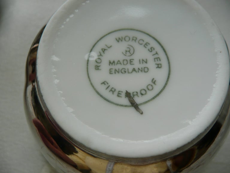 Royal Worcester Ceramic  Silver Lustre Ware Teapot set