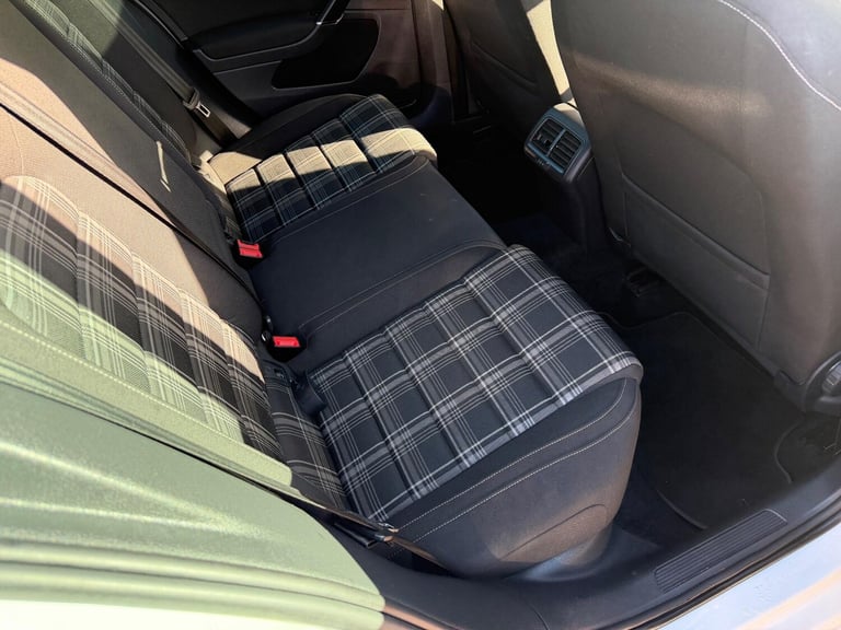 2016 Volkswagen Golf 2.0 TDI BlueMotion Tech GTD (Nav) DSG Euro 6 (s/s) 5dr ESTATE Diesel Automatic